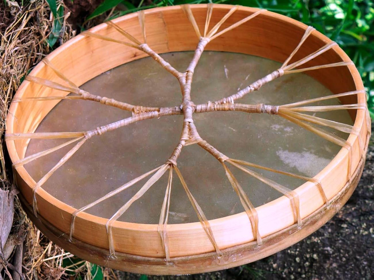 American Shamanic Native Drum calf Natural Hide 14 inches